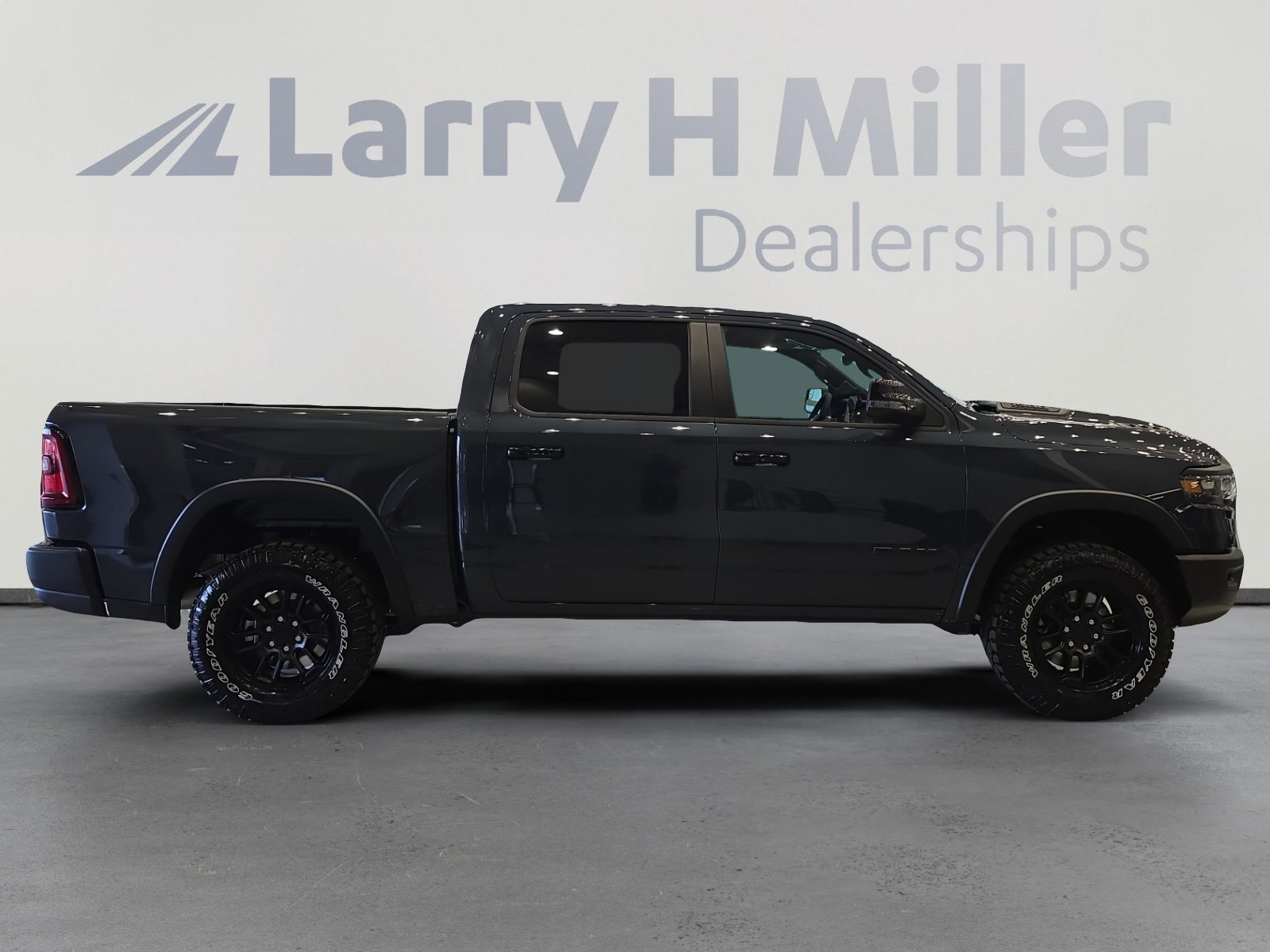 New 2026 RAM 1500 Rebel w/ Rebel Level 2 Equipment Group AWD/4WD image 6