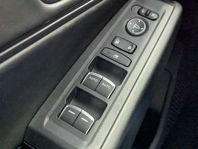 Used 2023 Honda Accord EX image 18