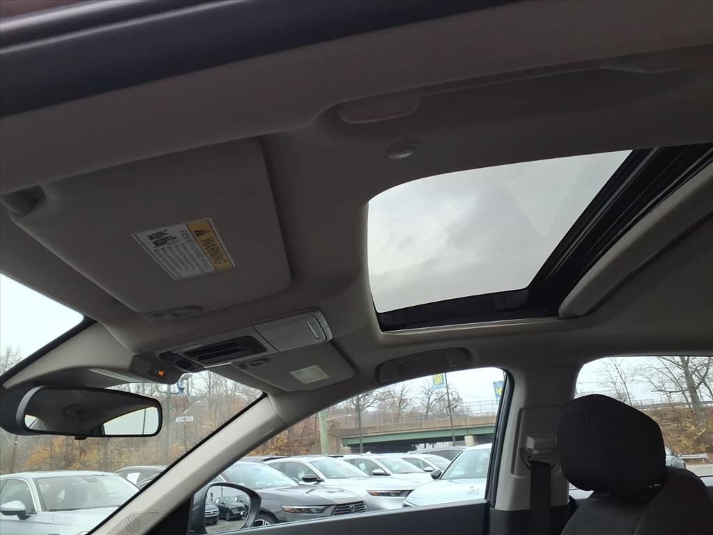 Used 2024 Honda Accord EX image 10