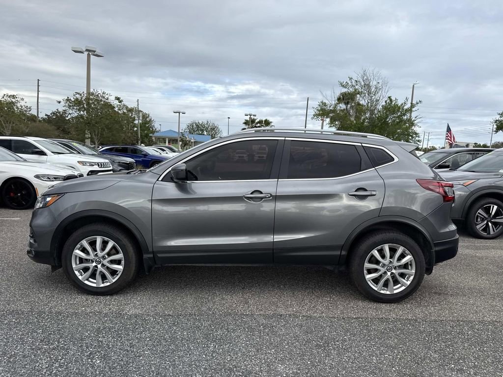 Certified 2022 Nissan Rogue Sport SV image 7