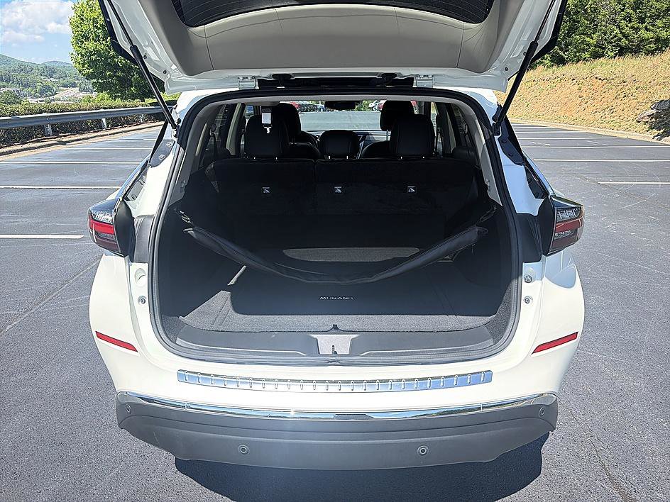 Used 2023 Nissan Murano SV AWD/4WD image 21