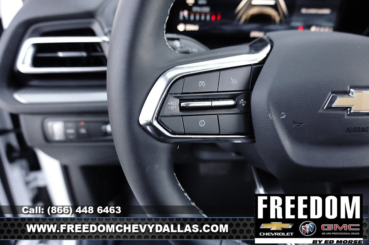 New 2026 Chevrolet Traverse LT w/ Driver Confidence Package FWD image 25