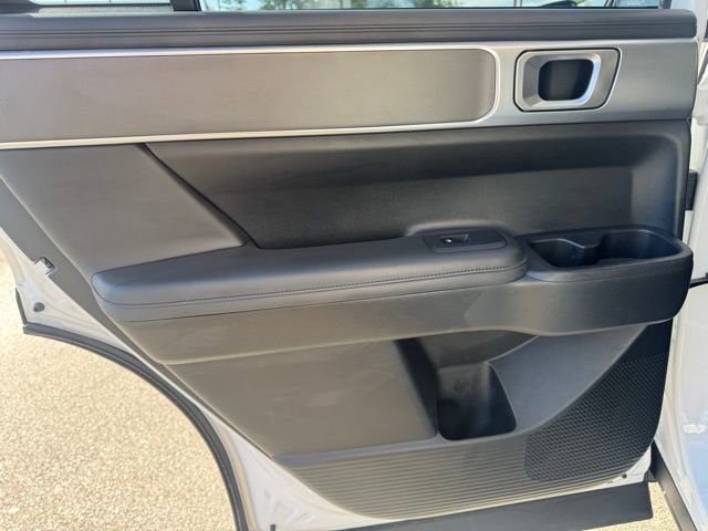 Used 2024 Hyundai Santa Fe XRT image 12