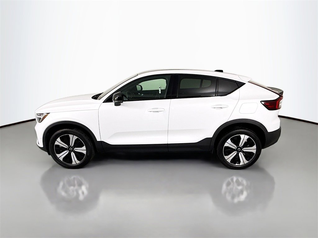 Used 2023 Volvo C40 P8 Recharge Plus image 2