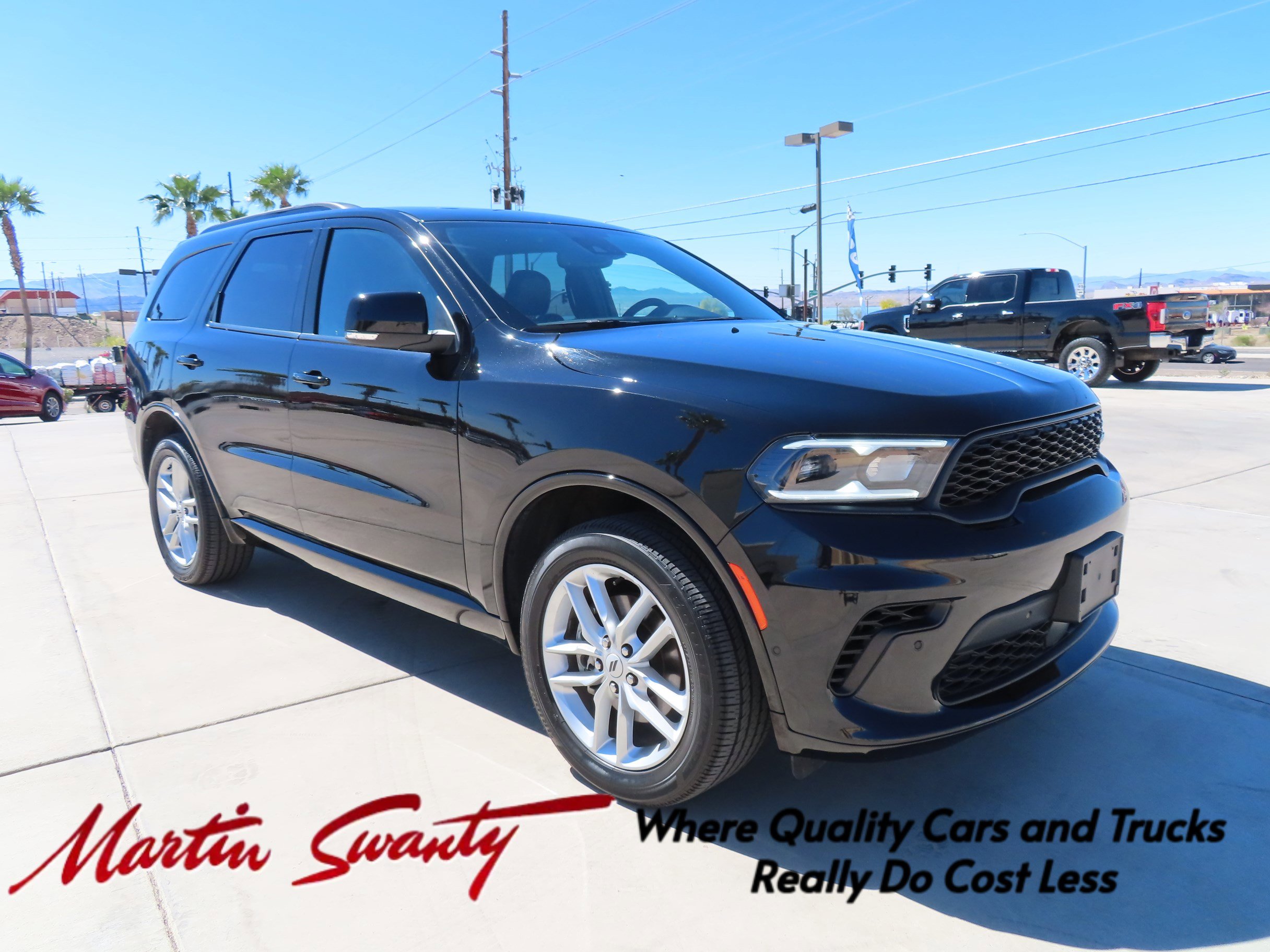 Used 2025 Dodge Durango GT image 1