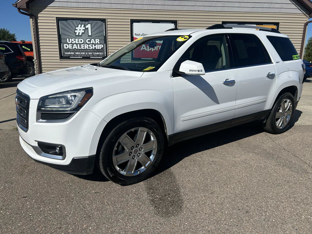 Used 2017 GMC Acadia Limited SLT AWD/4WD image 1