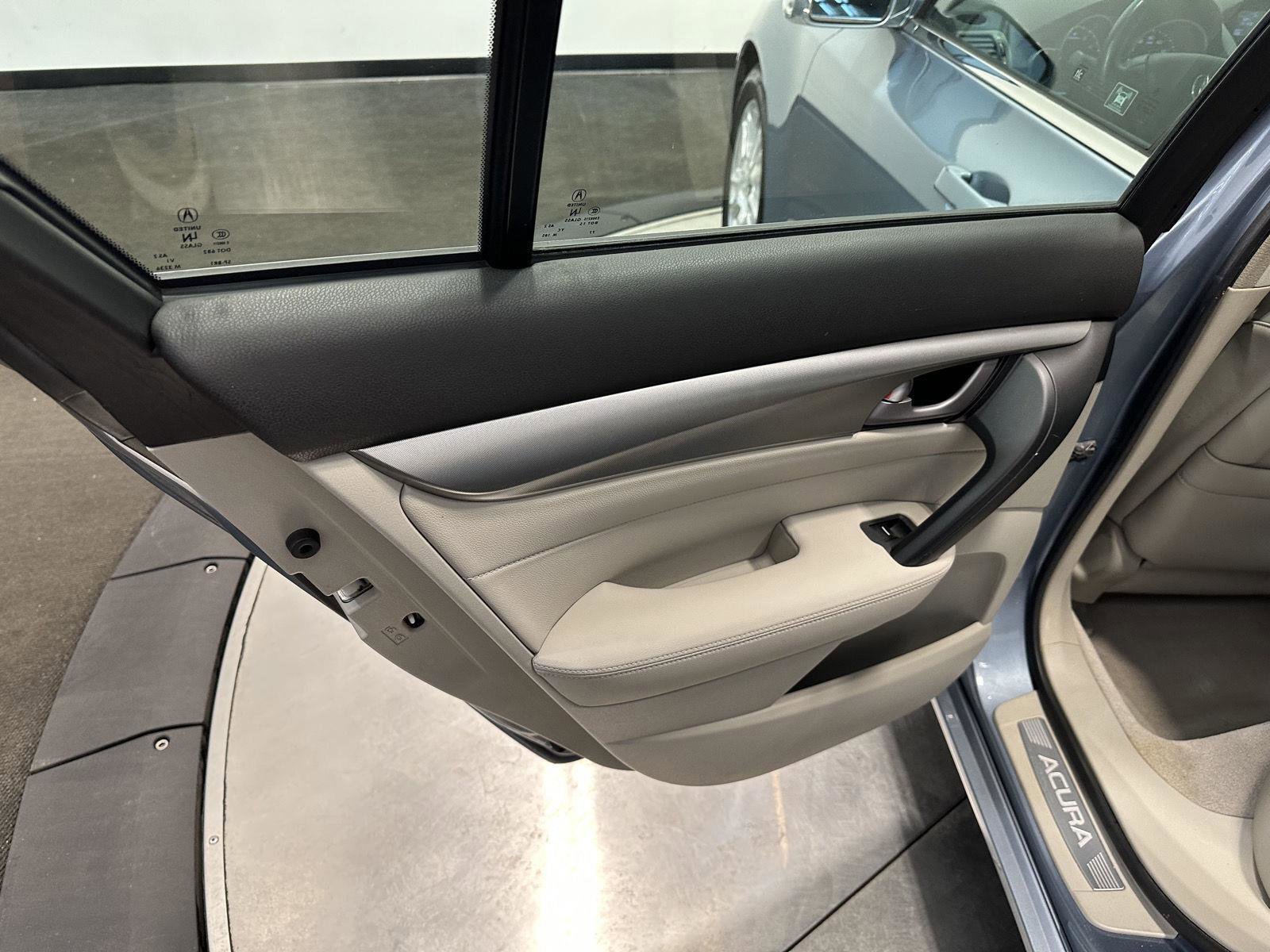 Used 2010 Acura TL image 25