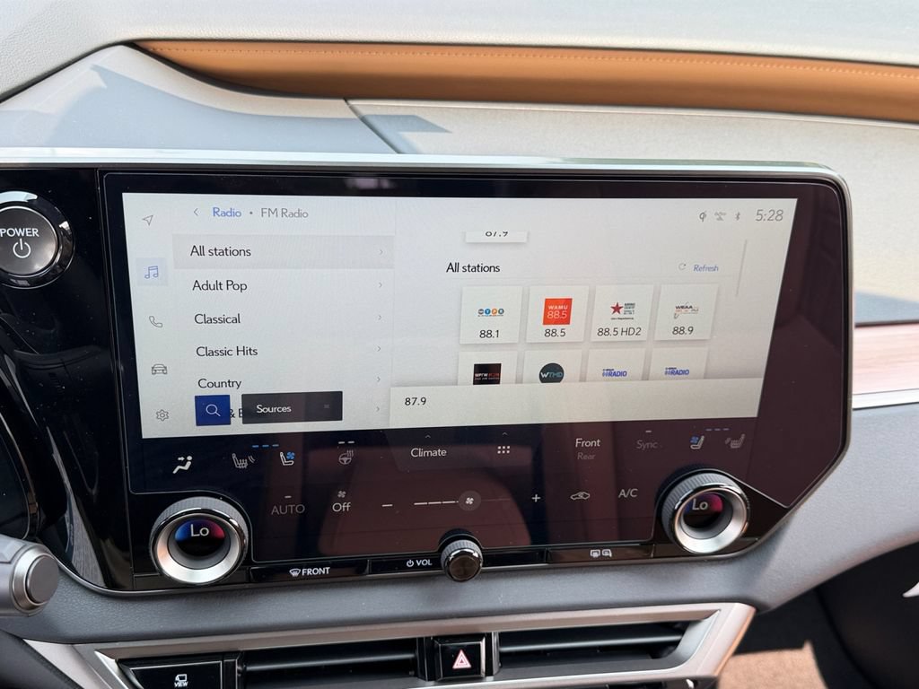 New 2026 Lexus RX 450h AWD w/ Convenience Package image 17