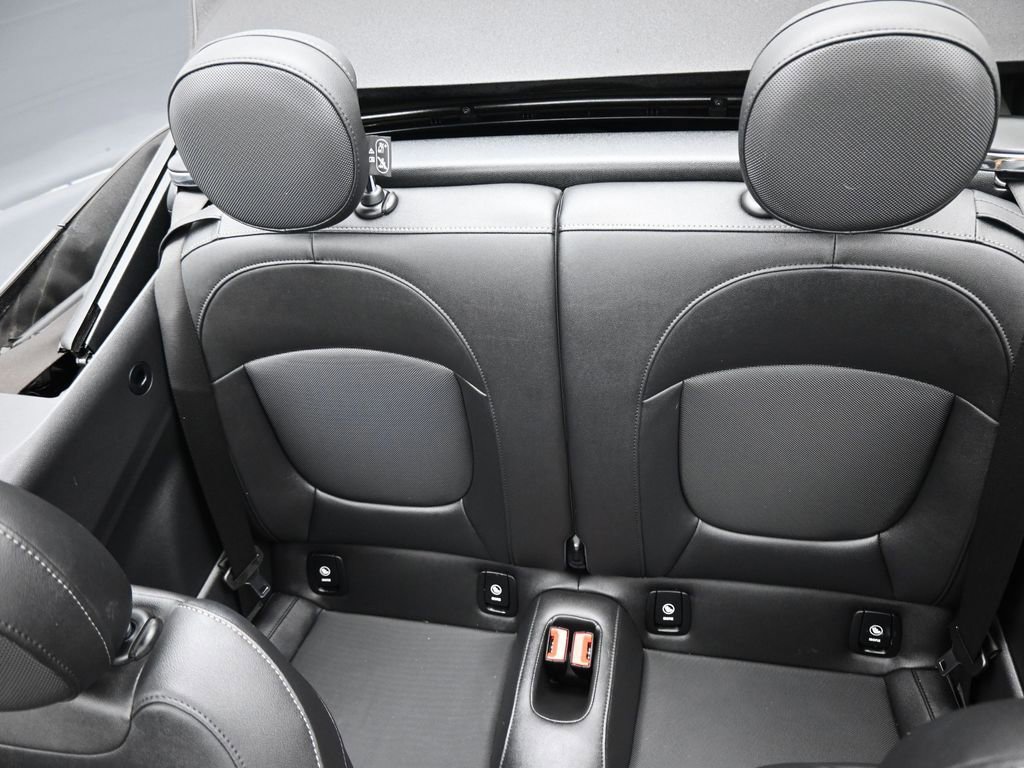 Used 2023 MINI Cooper S image 5