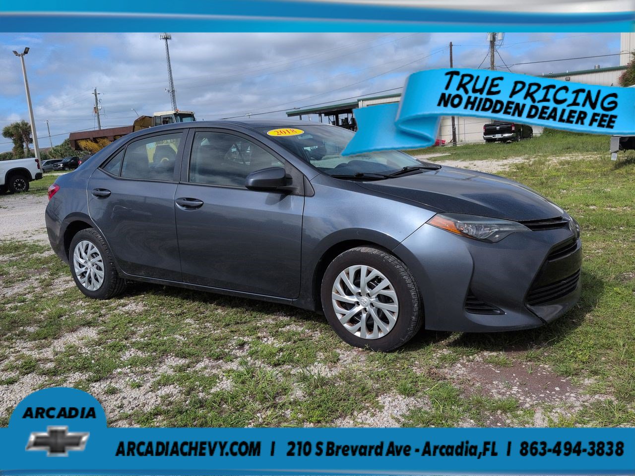 Used 2018 Toyota Corolla LE FWD image 2