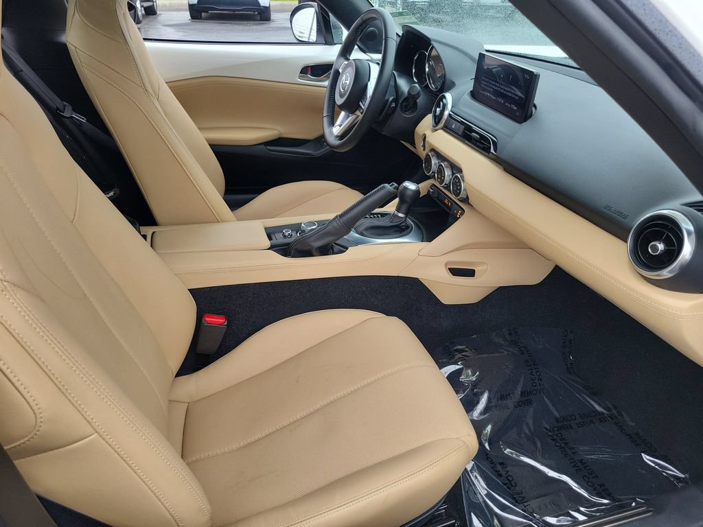 Certified 2025 MAZDA MX-5 Miata RF Grand Touring RWD image 17