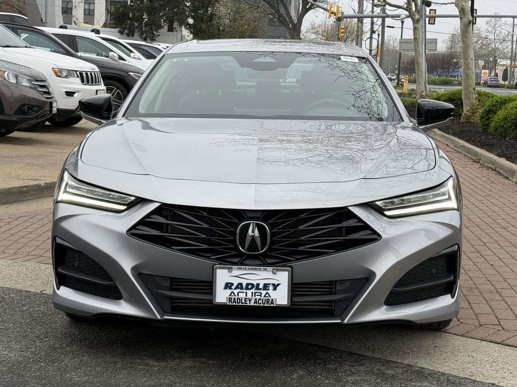 Used 2025 Acura TLX w/ Technology Package image 2