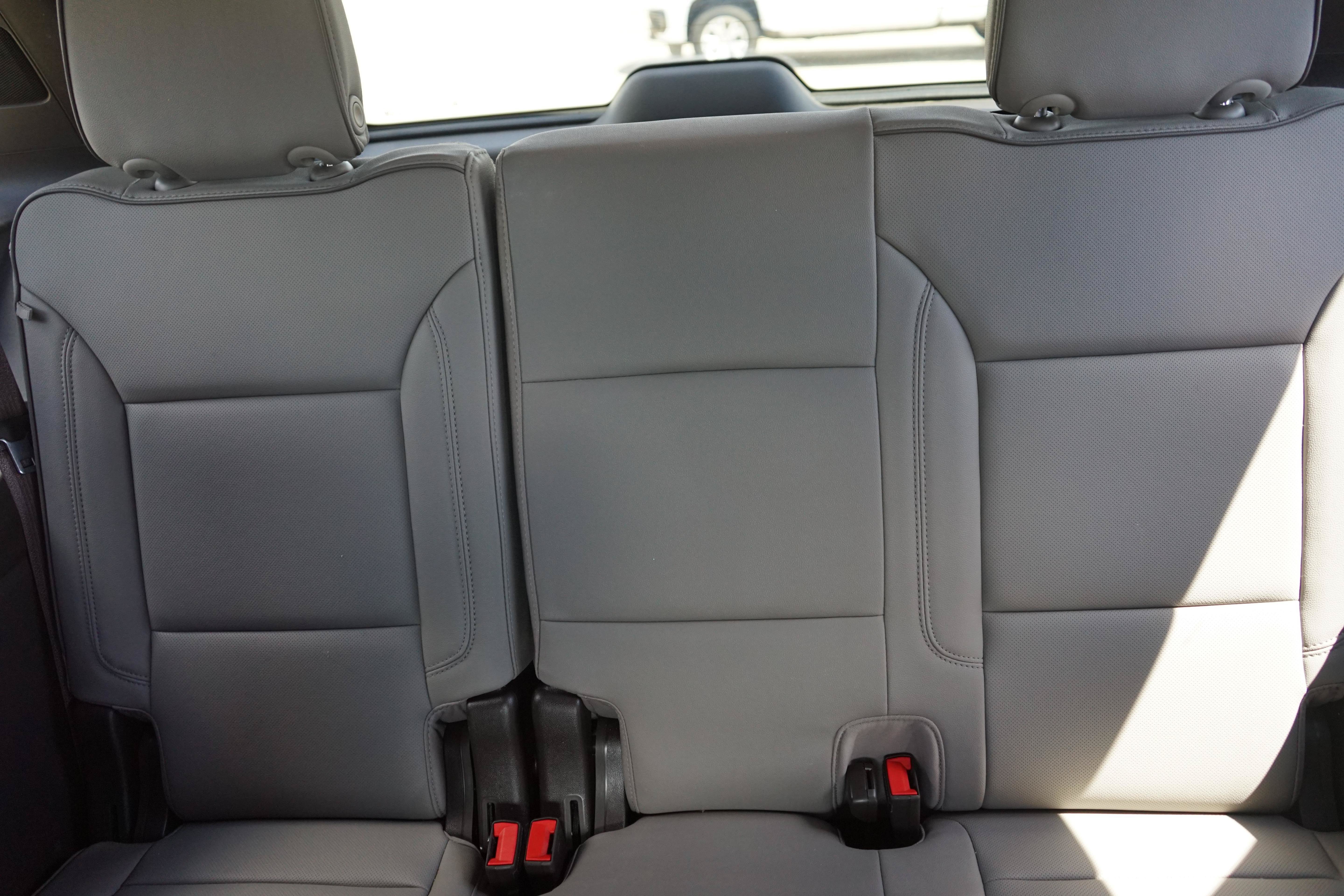 Used 2024 GMC Yukon SLT w/ SLT Luxury Package AWD/4WD image 23