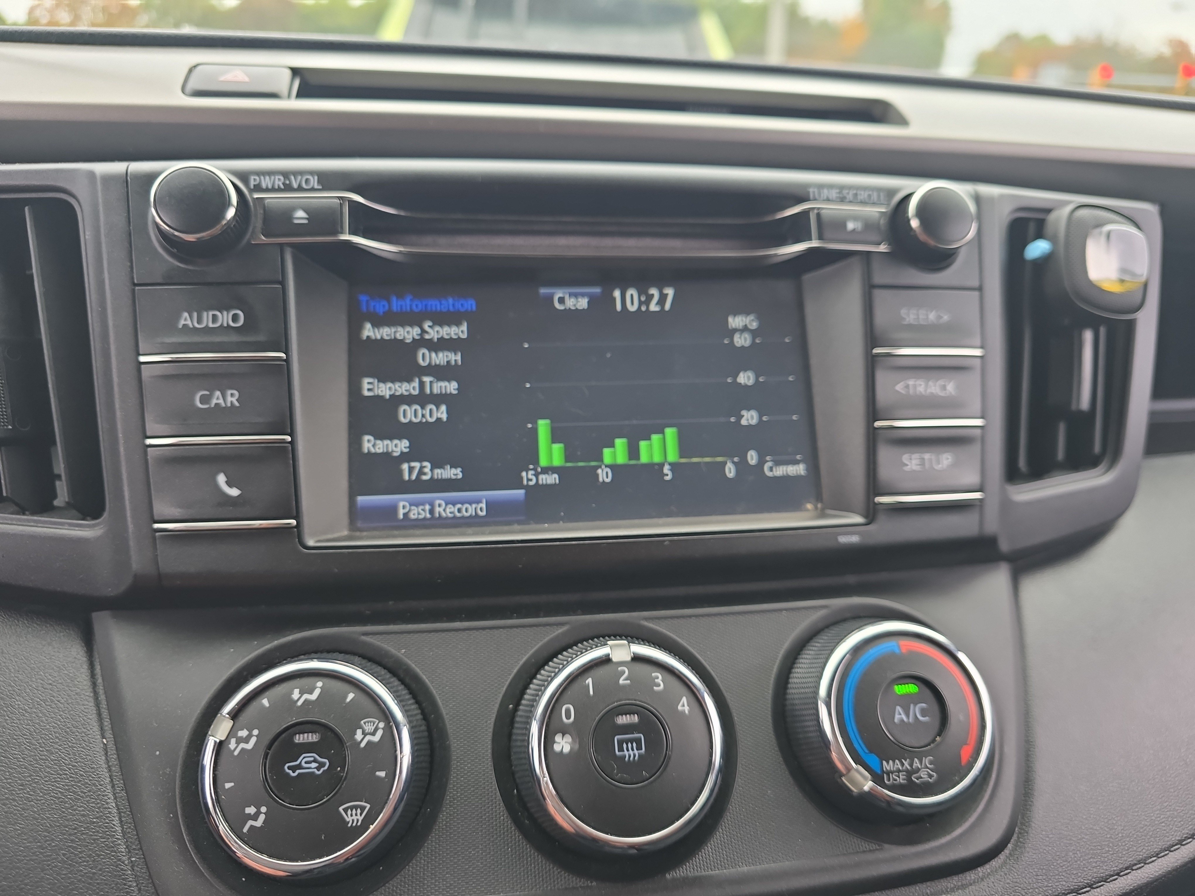 Used 2016 Toyota RAV4 LE AWD/4WD image 30