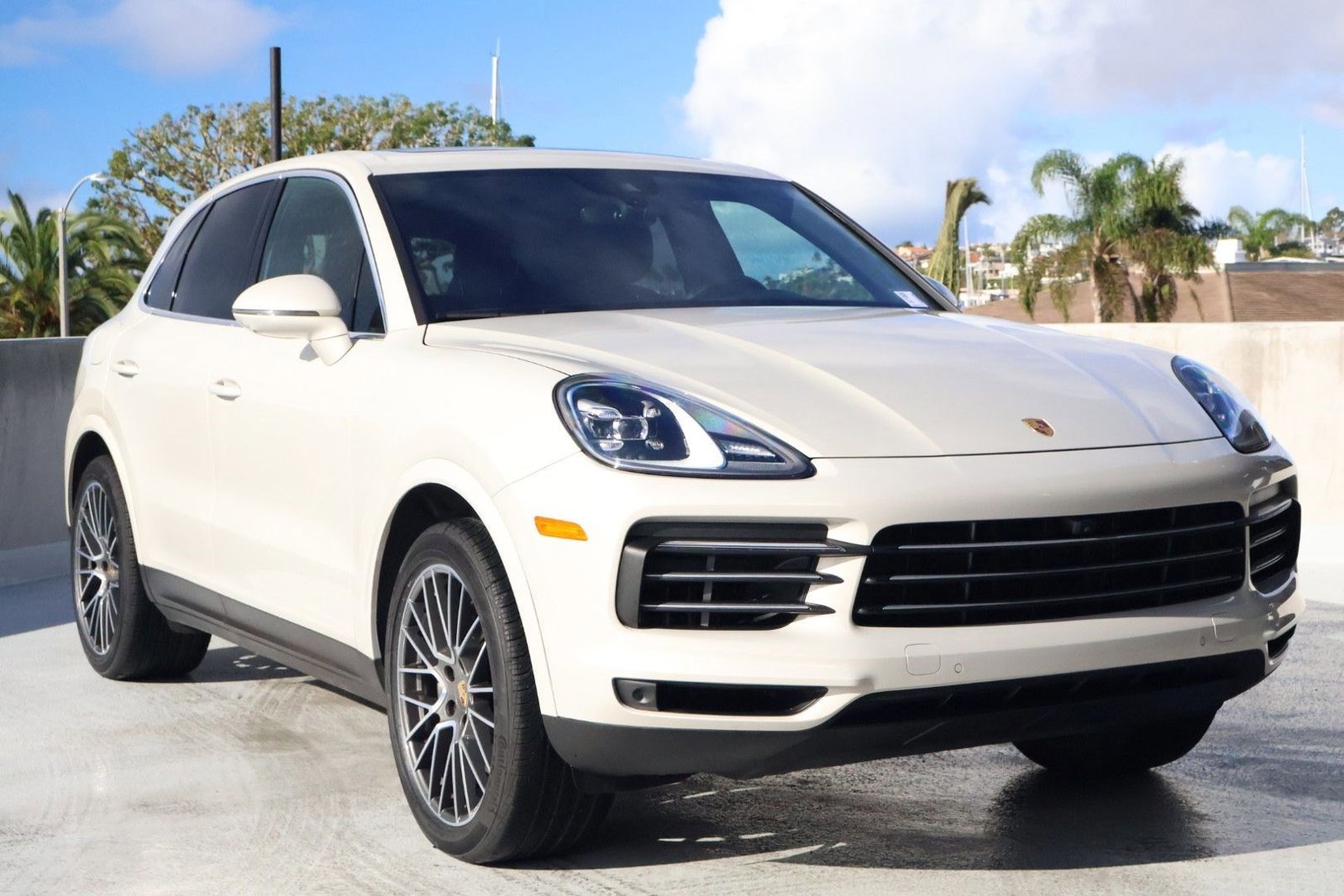 Certified 2023 Porsche Cayenne image 7
