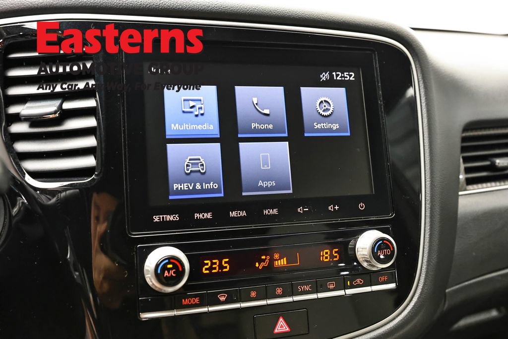 Used 2020 Mitsubishi Outlander SEL AWD/4WD image 17