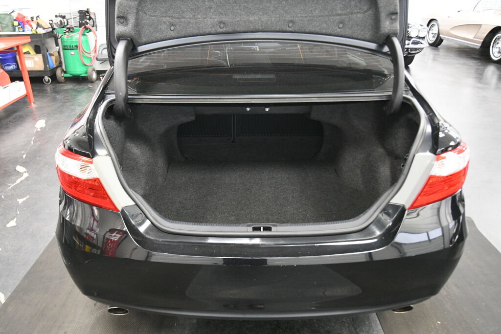 Used 2015 Toyota Camry XLE FWD image 25