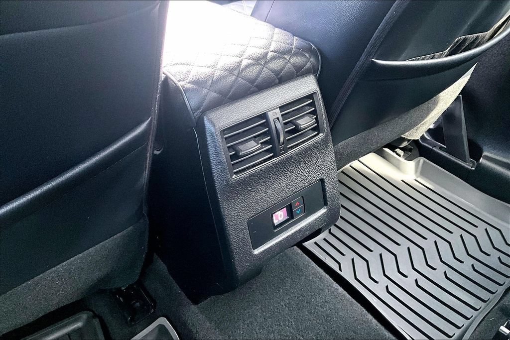 Used 2022 Mitsubishi Outlander SEL AWD/4WD image 10
