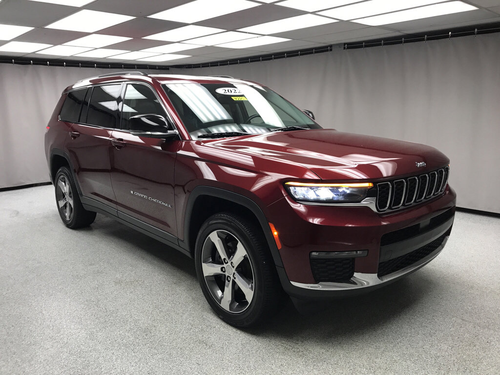 Used 2022 Jeep Grand Cherokee L Limited AWD/4WD image 5