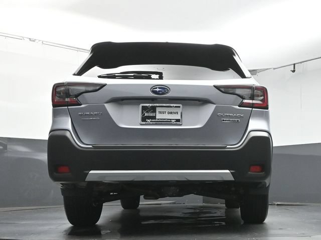 Certified 2025 Subaru Outback Touring w/ Popular Package #2 AWD/4WD image 38