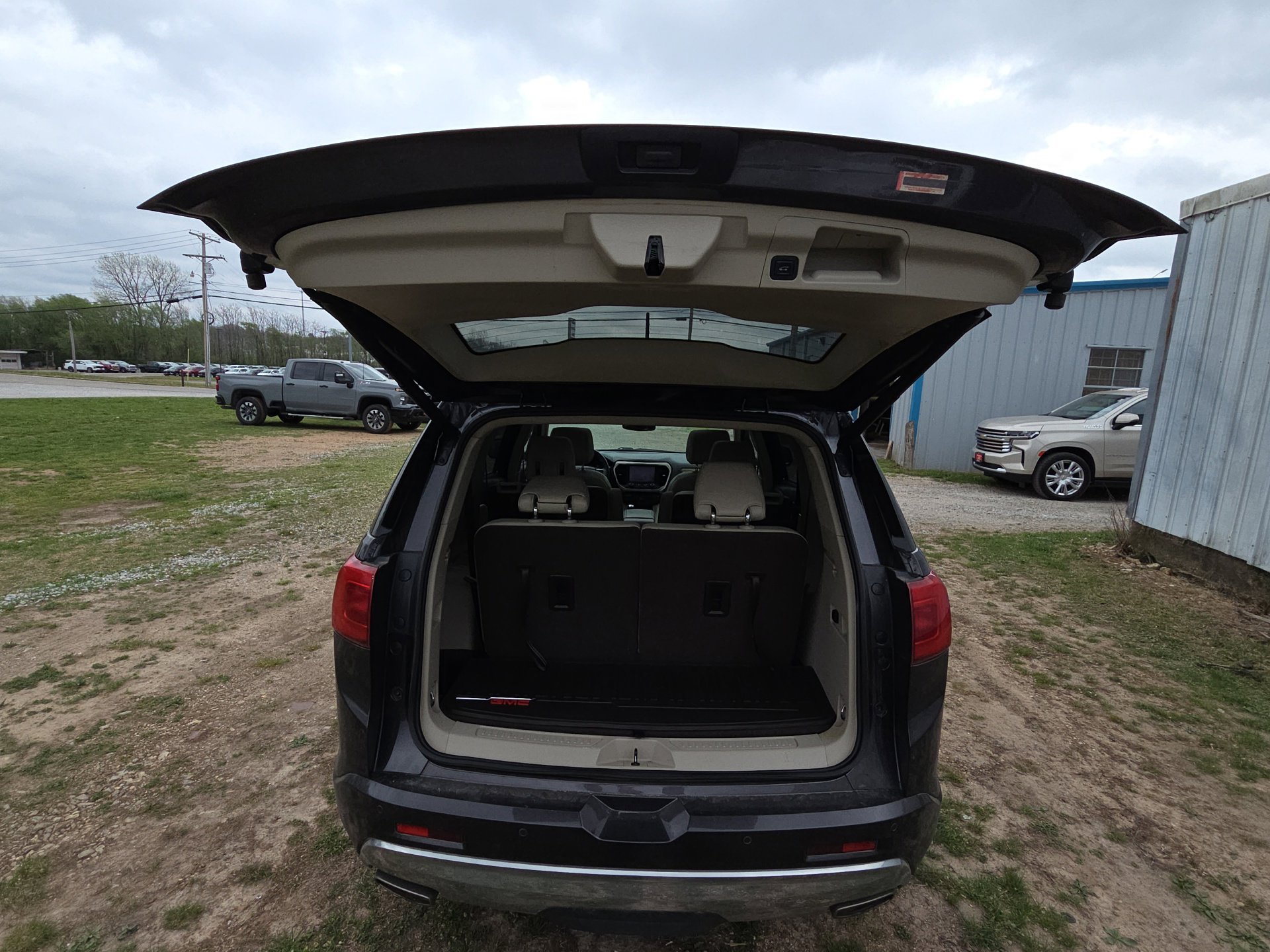 Used 2019 GMC Acadia Denali w/ Technology Package image 15