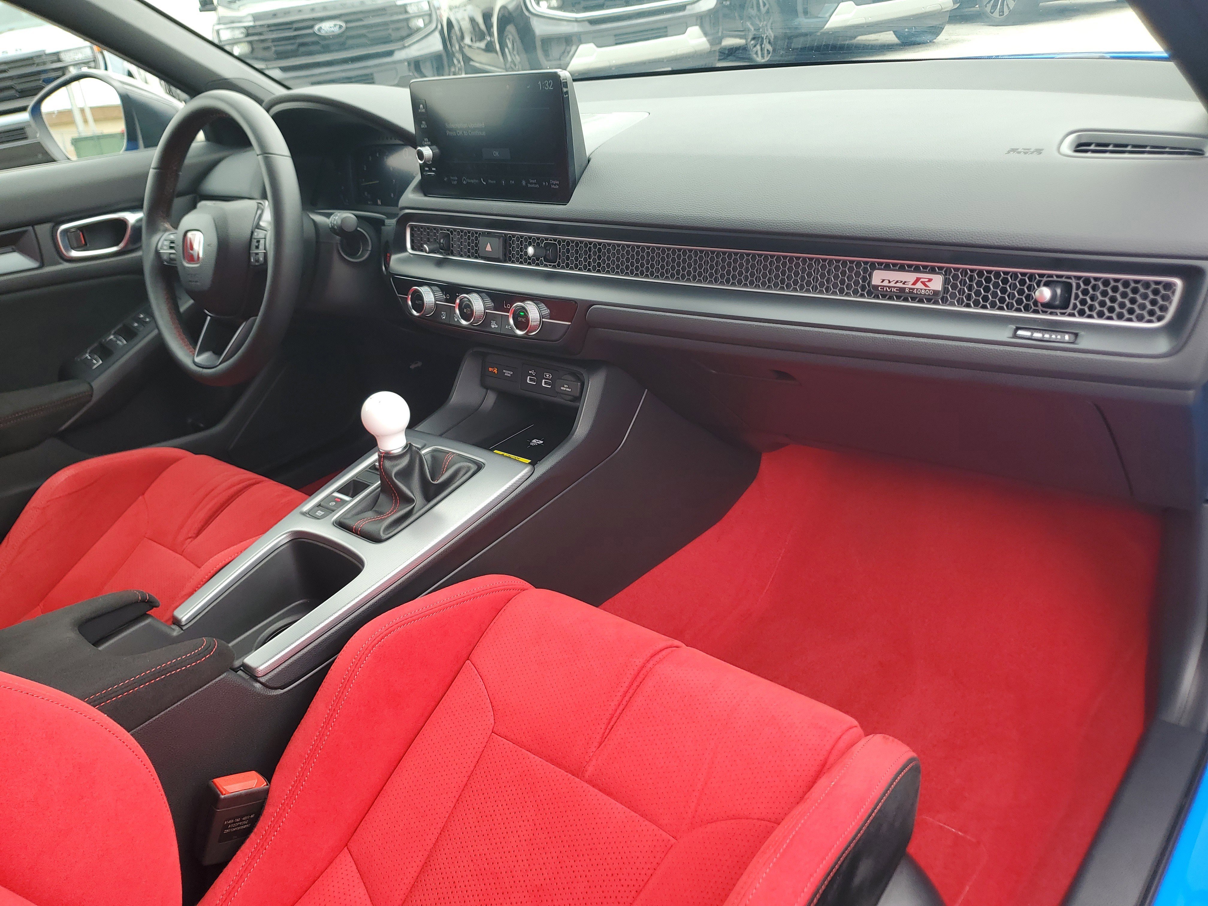 Used 2025 Honda Civic Type R image 14