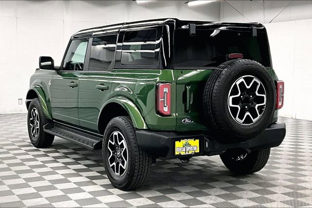 Used 2025 Ford Bronco Outer Banks image 3