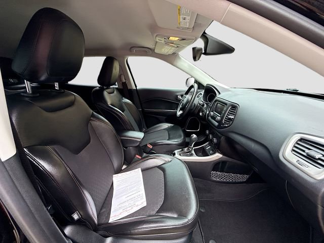 Used 2018 Jeep Compass Latitude image 26