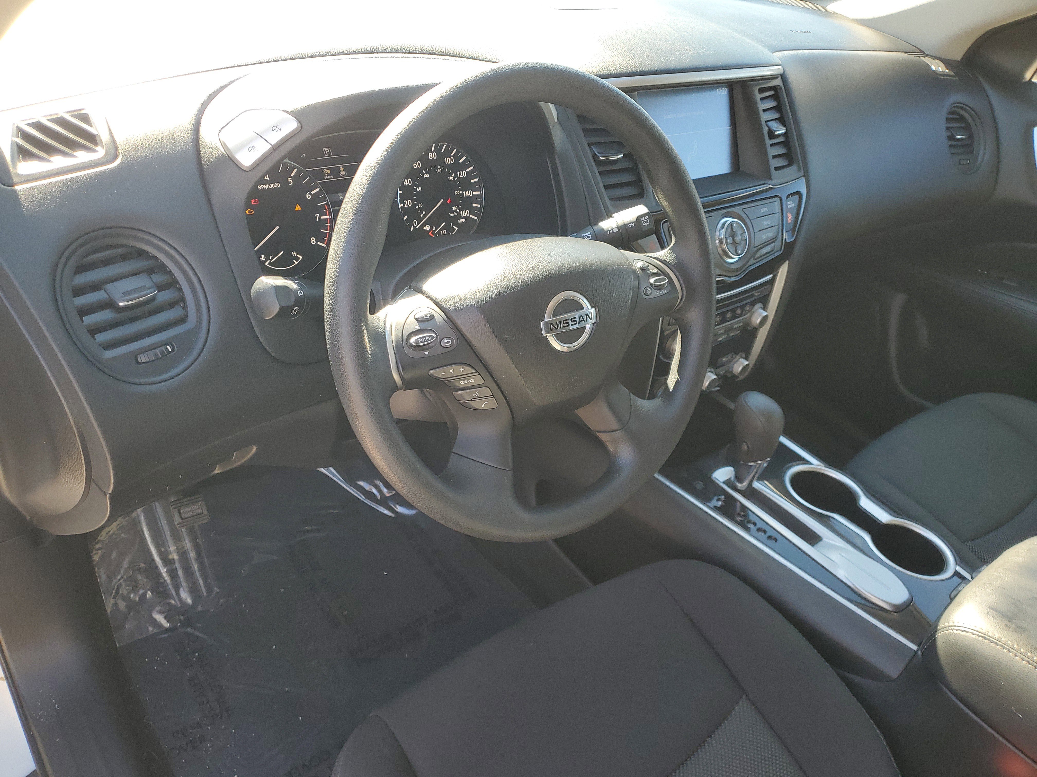 Certified 2020 Nissan Pathfinder S image 13