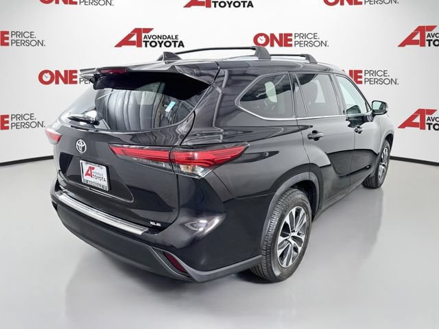Certified 2021 Toyota Highlander XLE FWD image 8