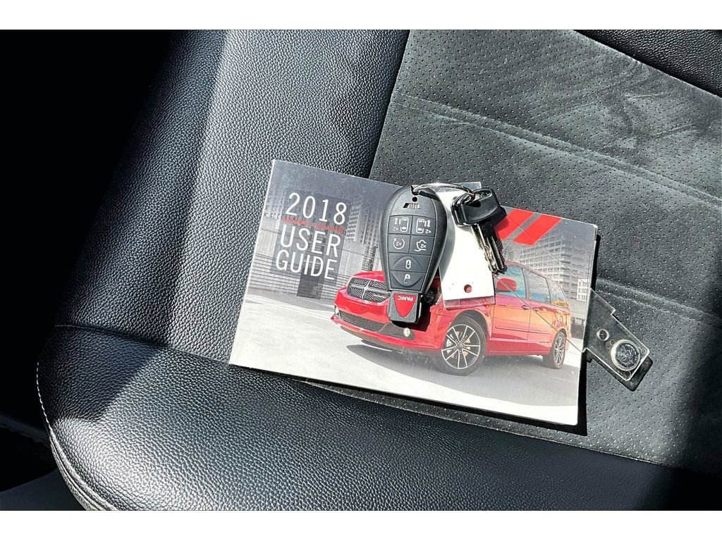 Used 2018 Dodge Grand Caravan SXT FWD image 14