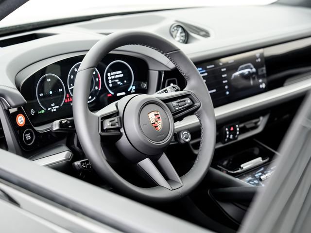 New 2026 Porsche Cayenne image 9