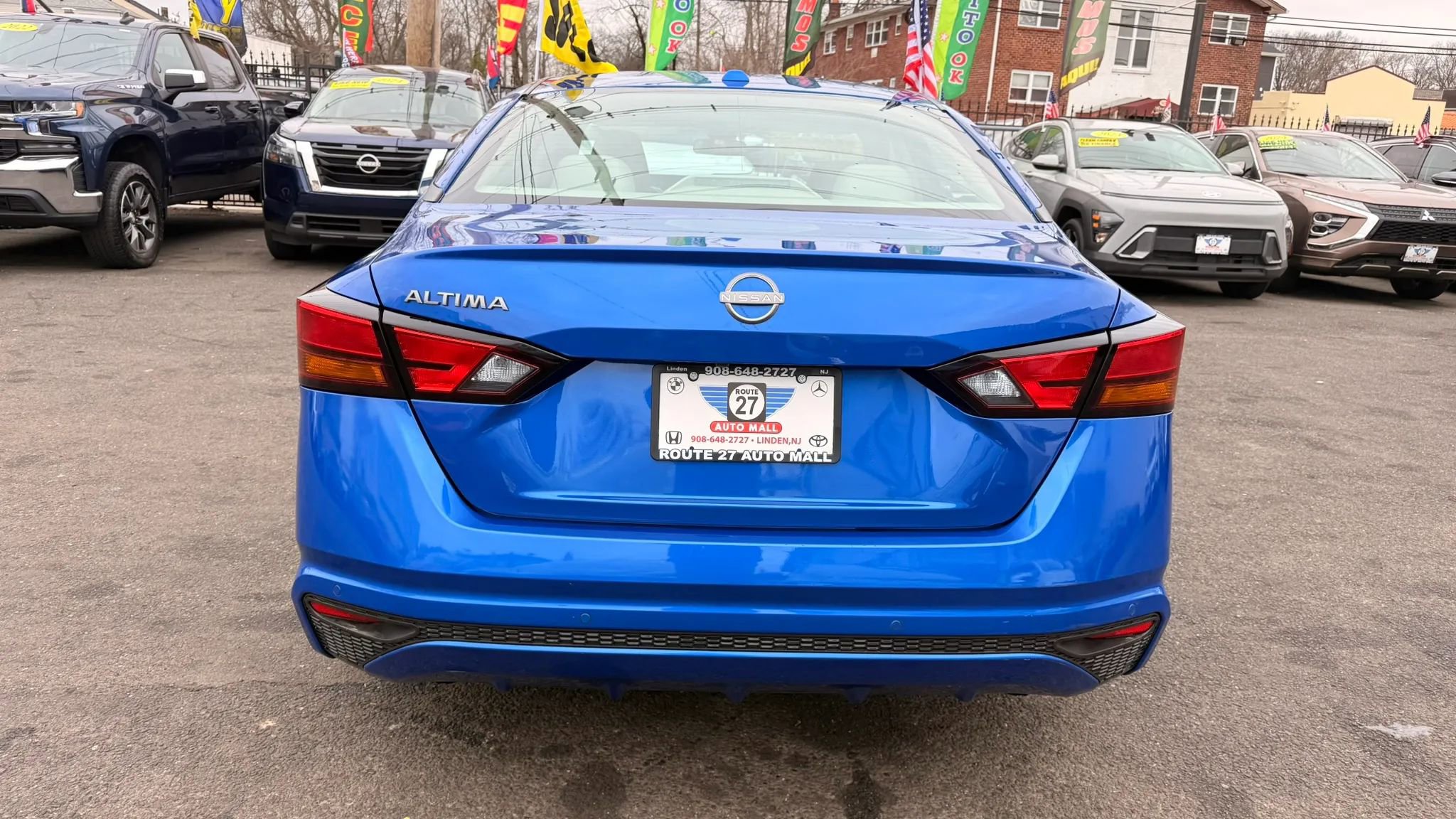 Used 2025 Nissan Altima 2.5 SV image 6