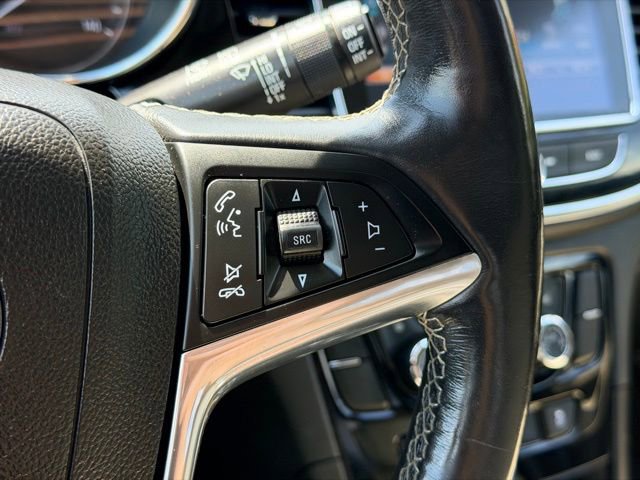 Used 2019 Buick Encore Essence image 11