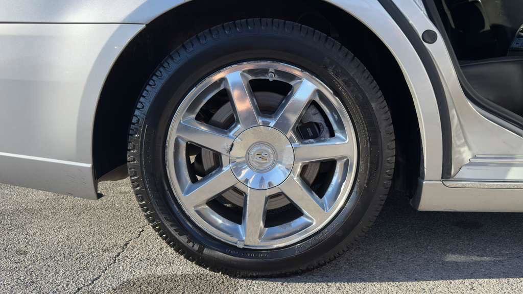 Used 2008 Cadillac STS AWD w/ Preferred Equipment Group image 9