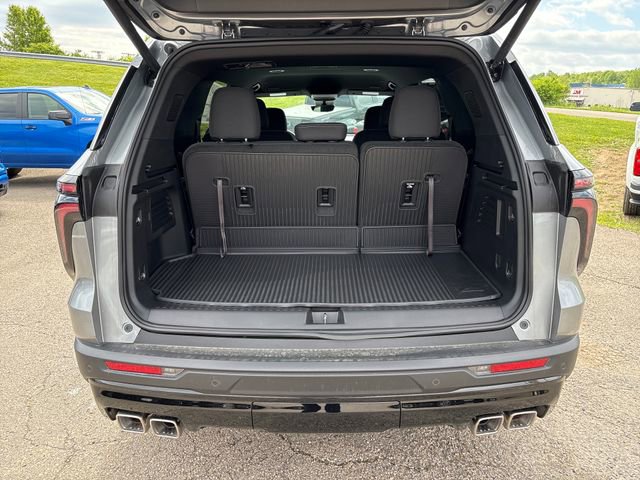 New 2026 Chevrolet Traverse LT w/ Midnight/Sport Edition AWD/4WD image 25