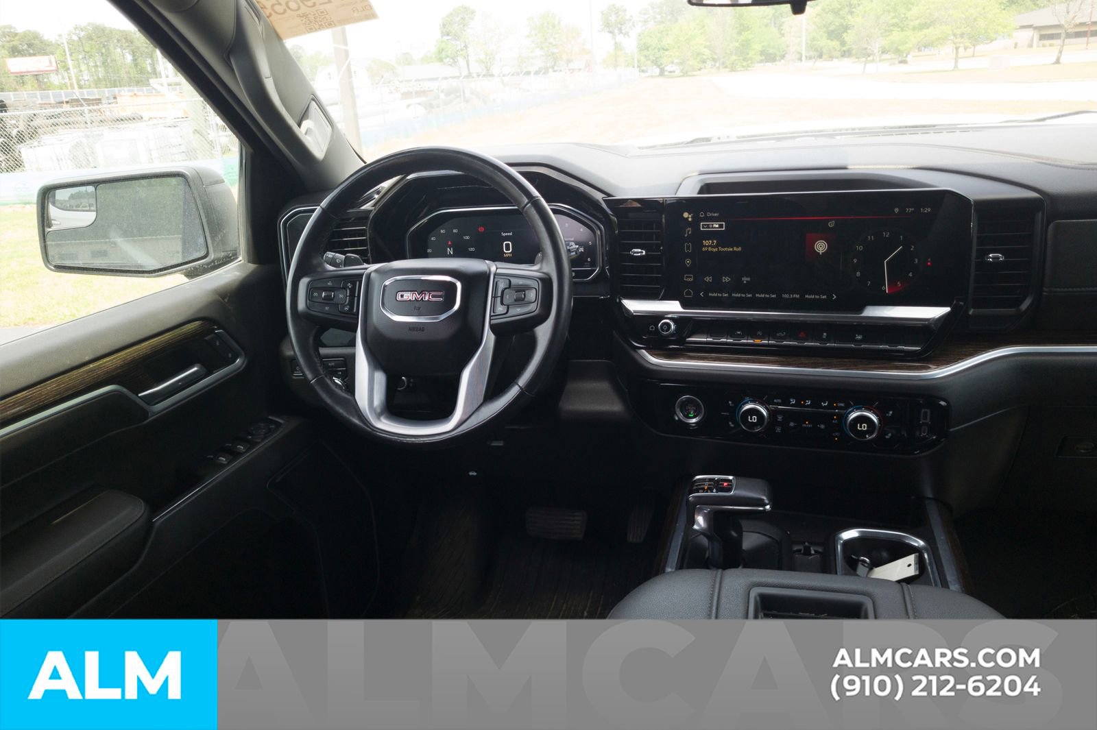 Used 2022 GMC Sierra 1500 Elevation w/ LPO, Elevation Black Package image 21