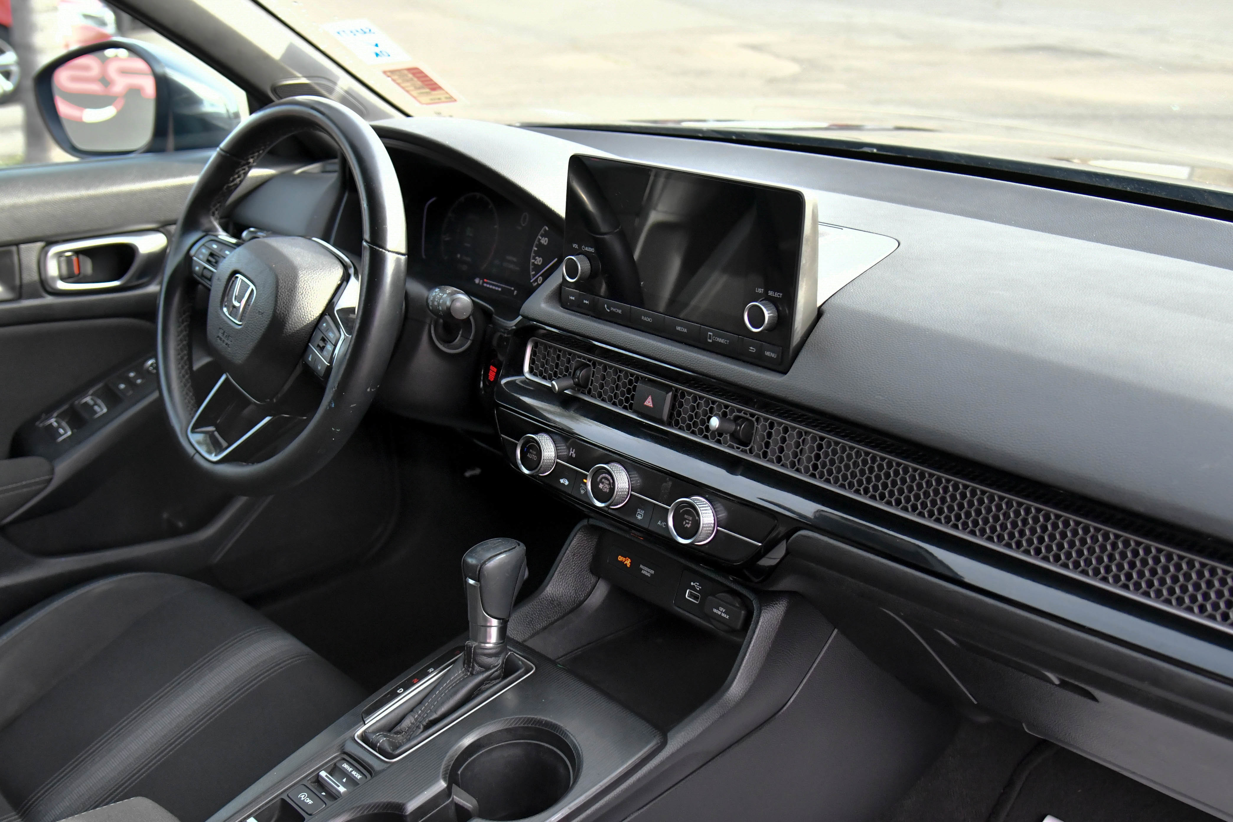 Used 2023 Honda Civic Sport image 40