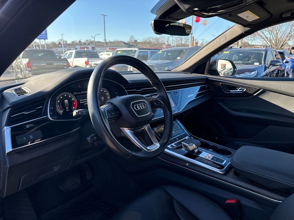 Used 2021 Audi Q8 Premium Plus w/ Premium Plus Package image 15