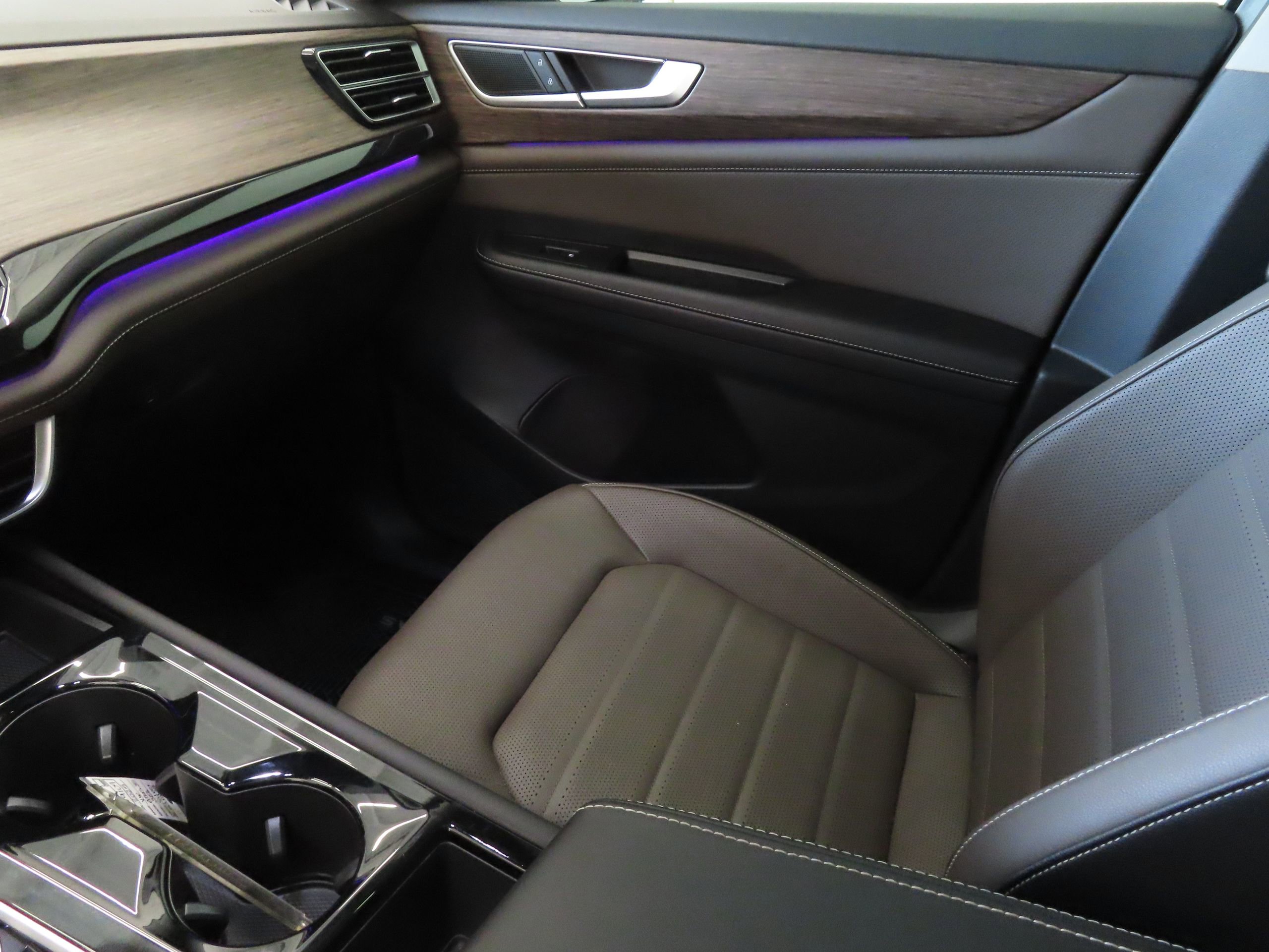 New 2025 Volkswagen Atlas SEL AWD/4WD image 21