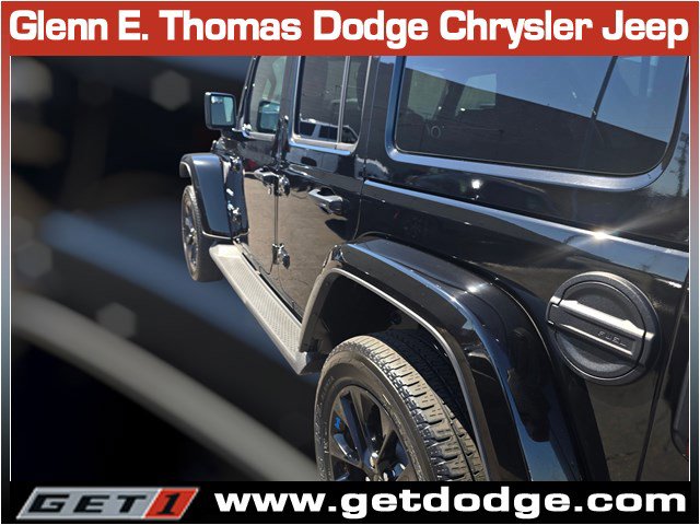 Certified 2022 Jeep Wrangler Unlimited Sahara w/ Cold Weather Group image 10