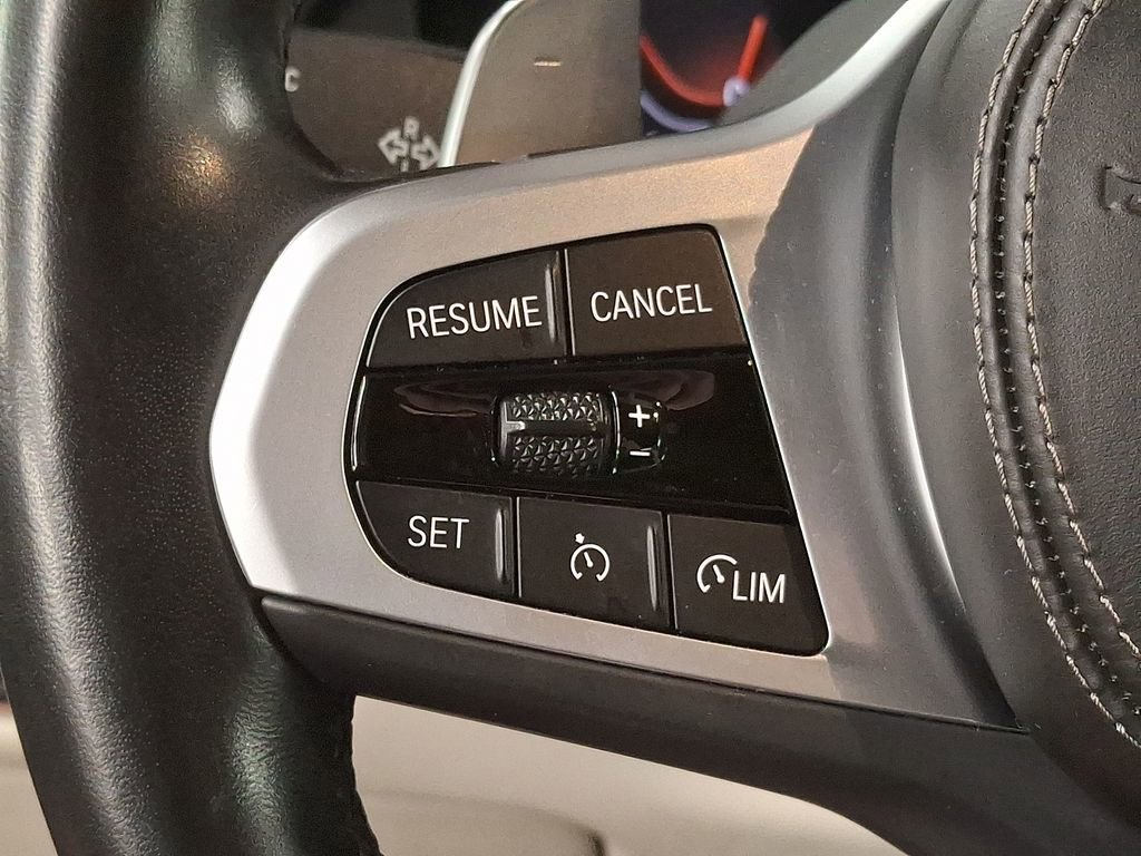 Certified 2022 BMW X5 xDrive40i w/ M Sport Package image 18