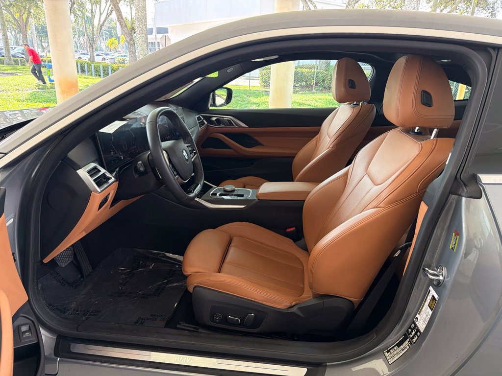 Used 2025 BMW 430i xDrive Coupe w/ Premium Package AWD/4WD image 6