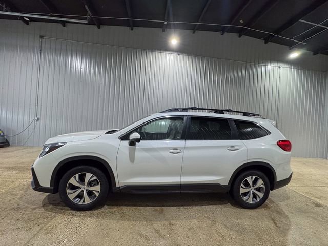 Used 2023 Subaru Ascent Premium w/ Convenience Package AWD/4WD image 2