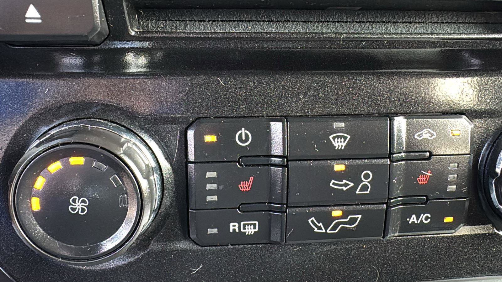 Used 2017 Ford F150 XLT w/ Equipment Group 302A Luxury image 21