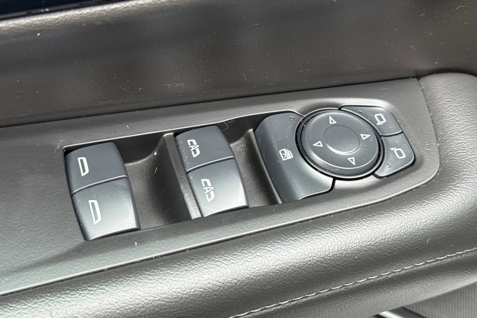 Used 2025 Chevrolet Tahoe Z71 image 13