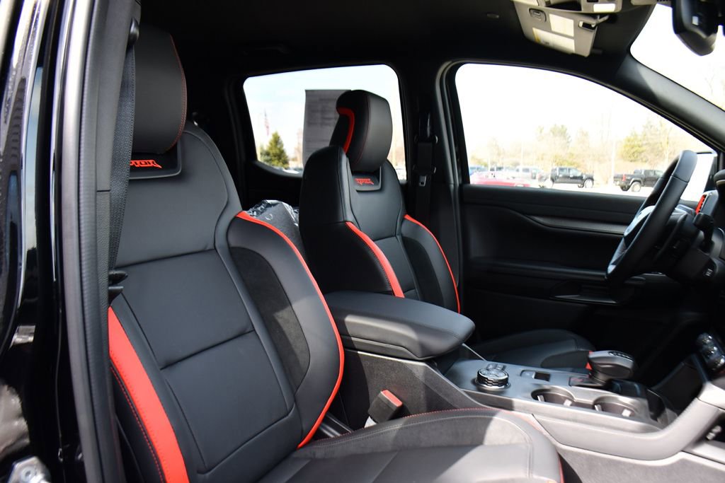 Used 2025 Ford Ranger Raptor AWD/4WD image 16