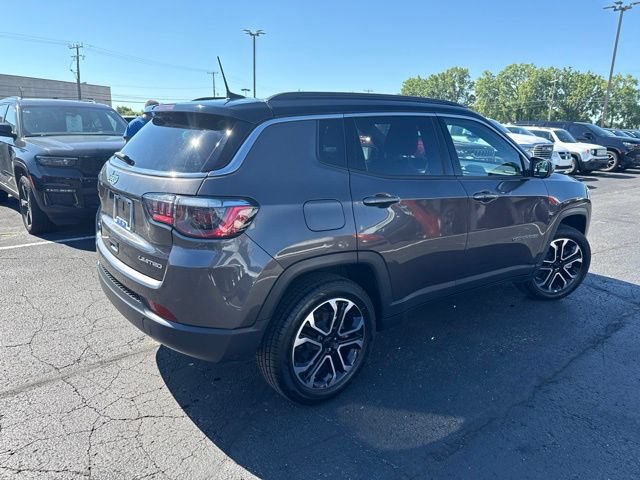 Certified 2024 Jeep Compass Limited AWD/4WD image 4