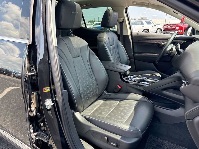 Used 2022 Buick Envision Avenir w/ Technology Package II image 25