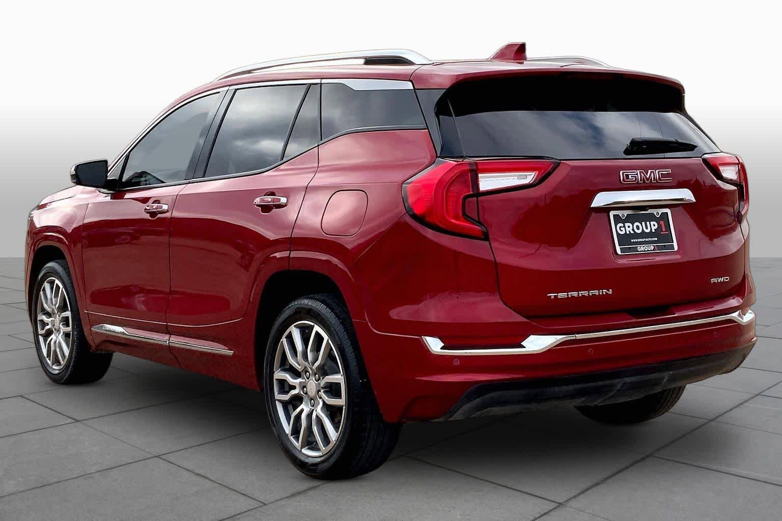 Used 2023 GMC Terrain Denali AWD/4WD image 12